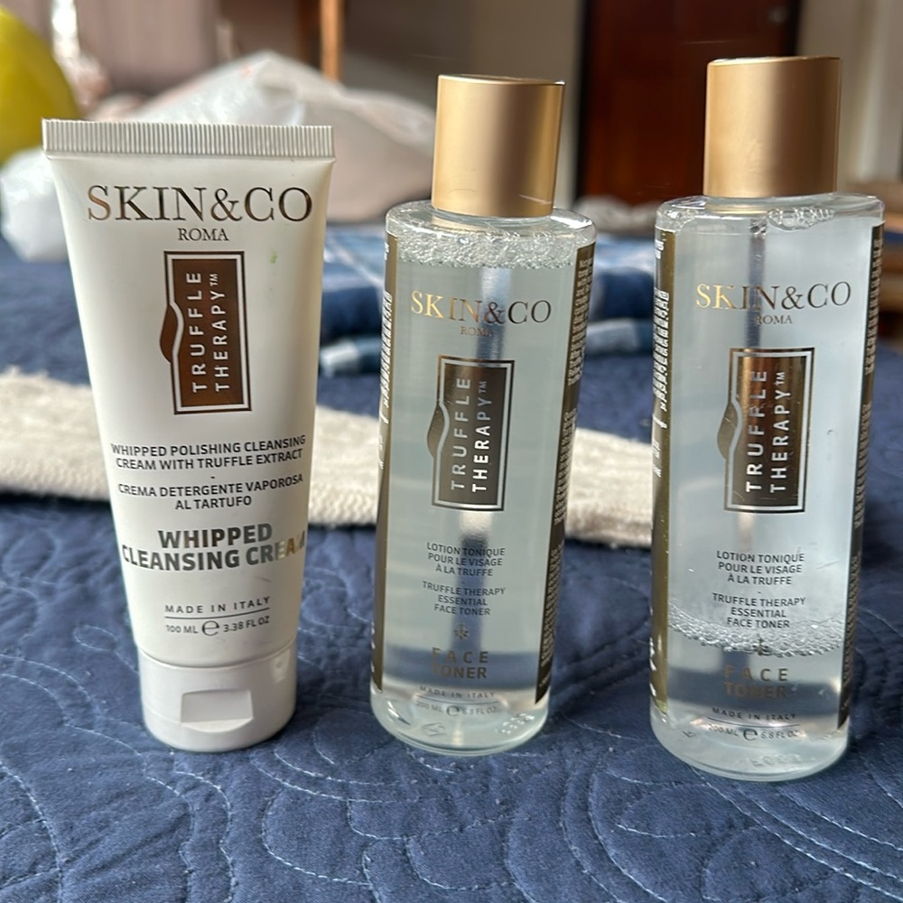 Skin & co Roma Face wash and 2 toners